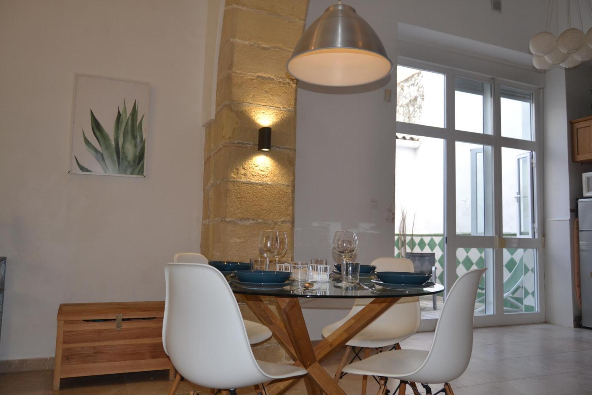 G&H Apartments - Charming Apartment เฮเรซ เด ลาฟรอนเตรา ภายนอก รูปภาพ